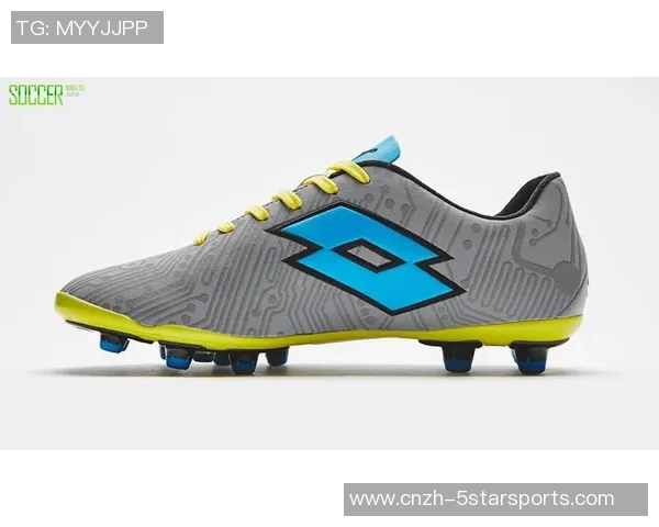 乐途足球鞋助力每一场比赛让你在球场上尽显风采与实力 乐途足球鞋助力每一场比赛让你在球场上尽显风采与实力